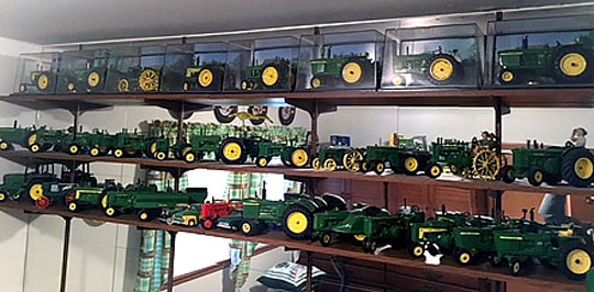 john deere toy tractors vintage